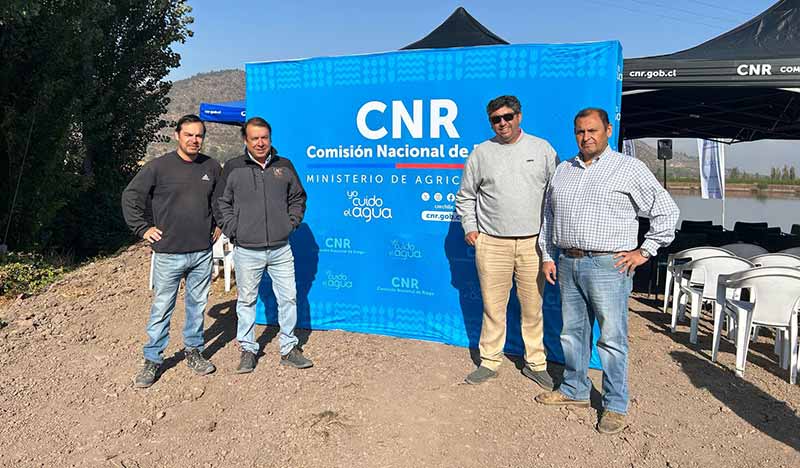 ministro-de-agricultura-entrega-1-300-millones-en-bonificaciones-de-riego-en-el-dia-del-agua-3